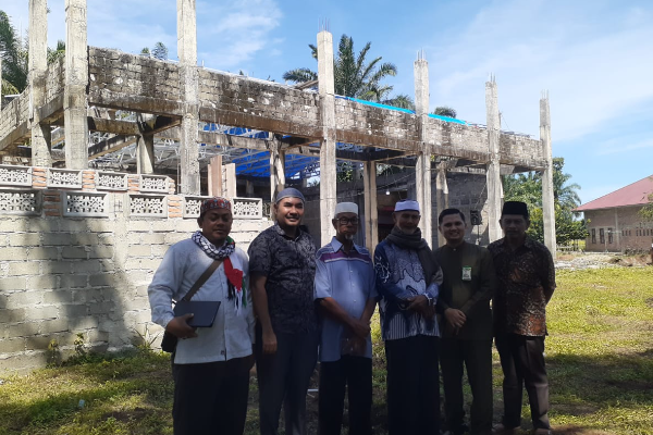Batagak Kudo-Kudo Masjid Anwar Al-Huffadz