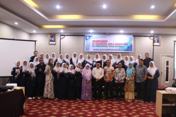 Workshop IT, Keuangan, SDM dan Marketing di Lingkungan Yarsi Sumbar