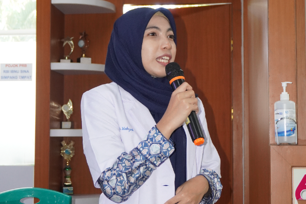 Penyuluhan Kesehatan dengan tema 